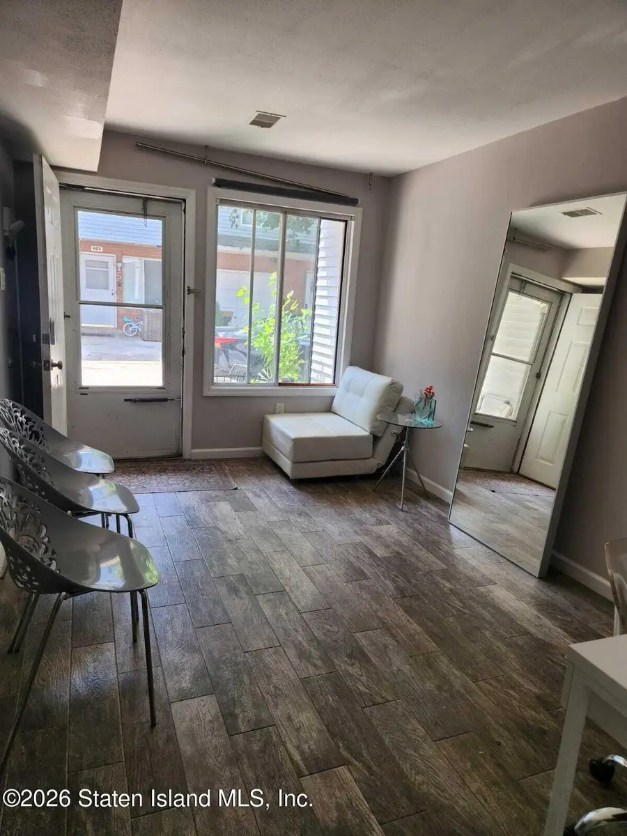 660 Ilyssa Way, Staten Island, NY 10312 - #2