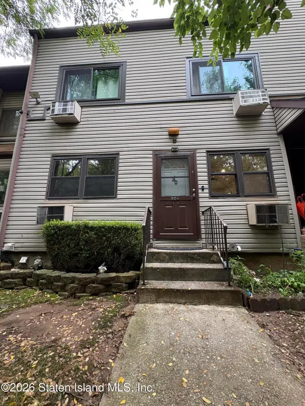 360 Barlow Avenue #30a, Staten Island, NY 10308