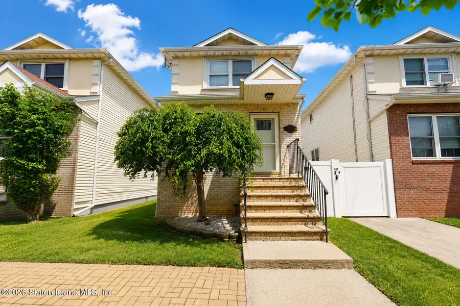 285 Lockman Avenue, Staten Island, NY 10303 - #2