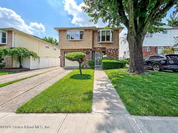 51 Drysdale Street, Staten Island, NY 10314
