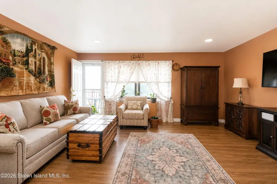 1000 Clove Road #8-f, Staten Island, NY 10301 - #3