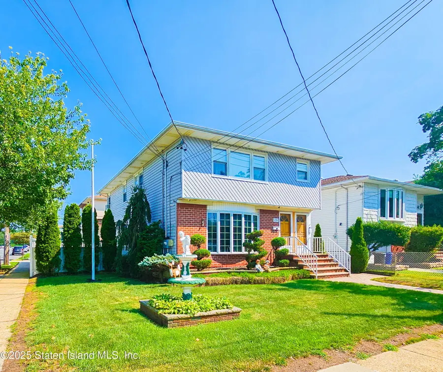 124 Manila Avenue, Staten Island, NY 10306 - #2