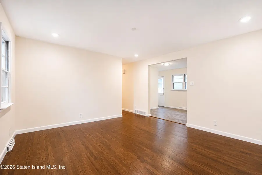 381 Willowbrook Road, Staten Island, NY 10314 - #3