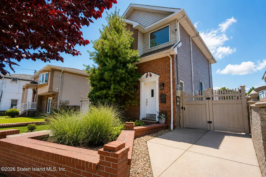 124 Reid Avenue, Staten Island, NY 10305 - #2