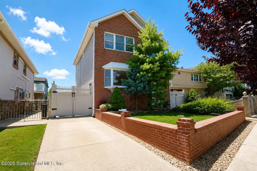 124 Reid Avenue, Staten Island, NY 10305 - #3