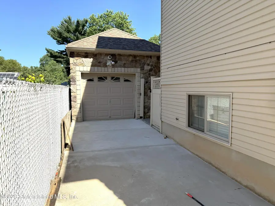 447 N Railroad Avenue, Staten Island, NY 10304 - #2