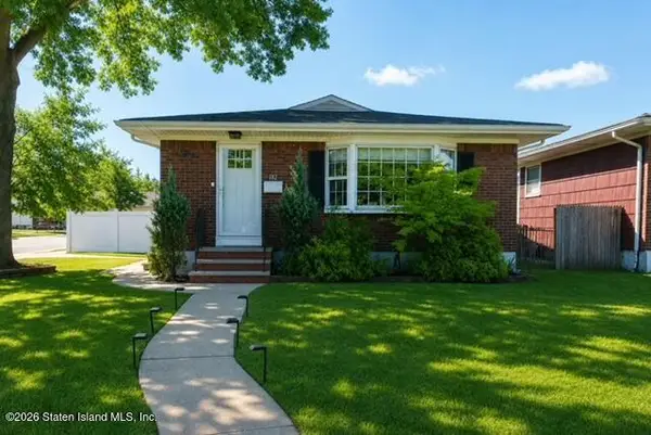 182 Oakdale Street, Staten Island, NY 10308