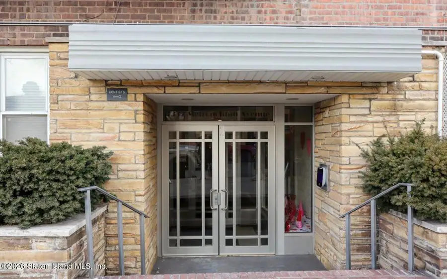 1332 Metropolitan Avenue #7g, Bronx, NY 10462 - #2