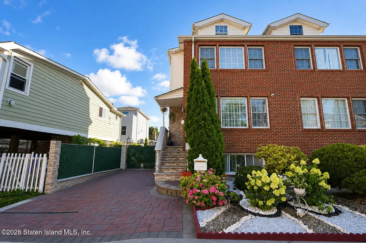 5 Neutral Avenue, Staten Island, NY 10306 - #1