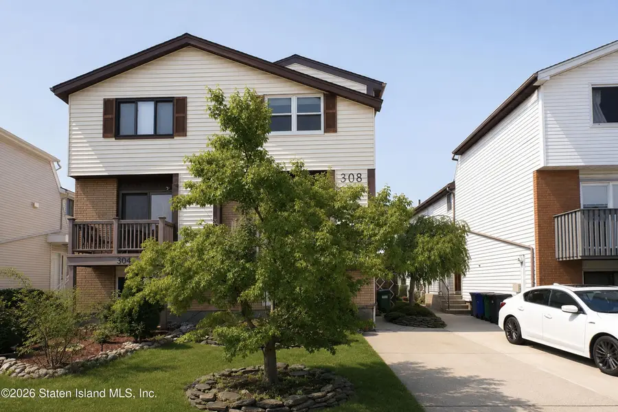 308 Travis Avenue, Staten Island, NY 10314 - #3
