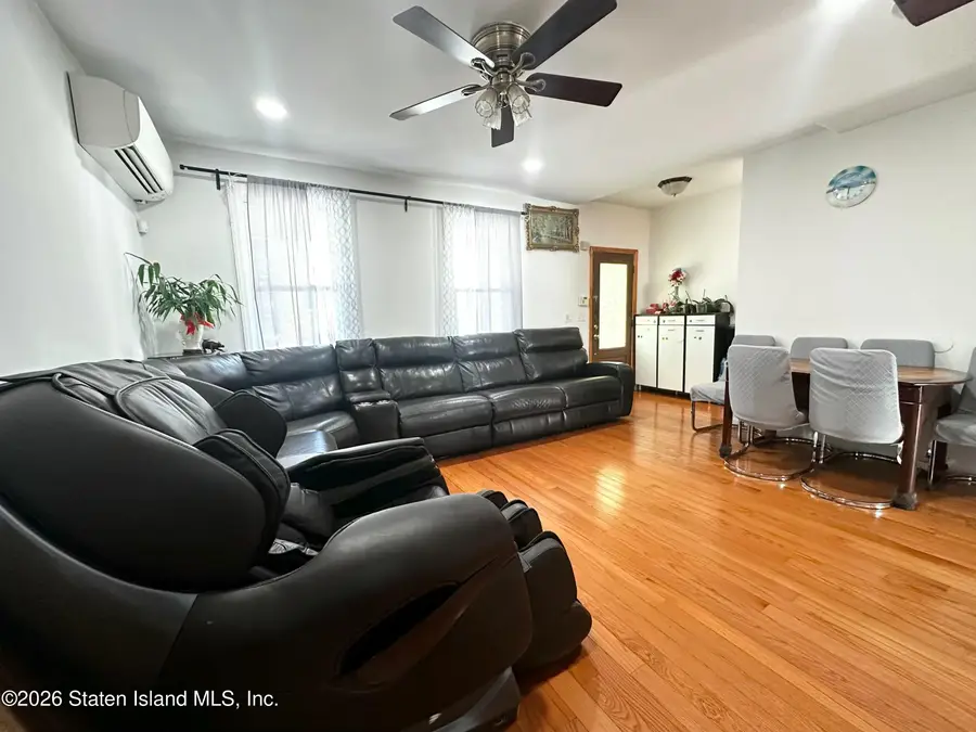 18 Butler Place, Staten Island, NY 10305 - #3