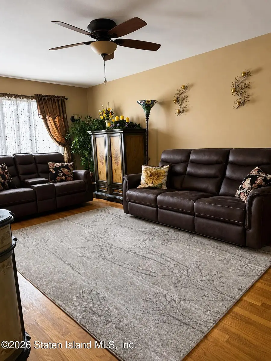 15 Phyllis Court, Staten Island, NY 10309 - #3