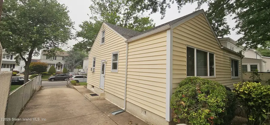 144 Hereford Street, Staten Island, NY 10308 - #2