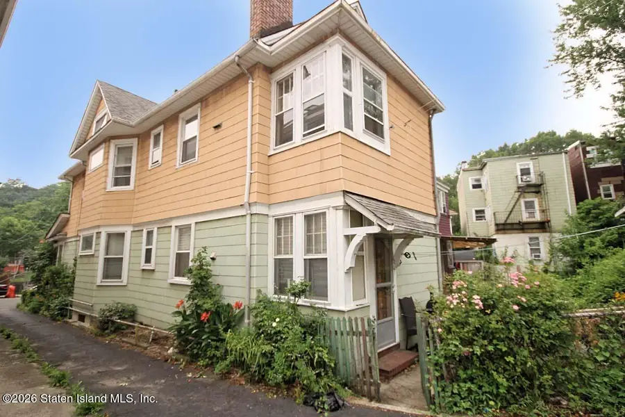 141 Beechwood Avenue, Staten Island, NY 10301 - #3