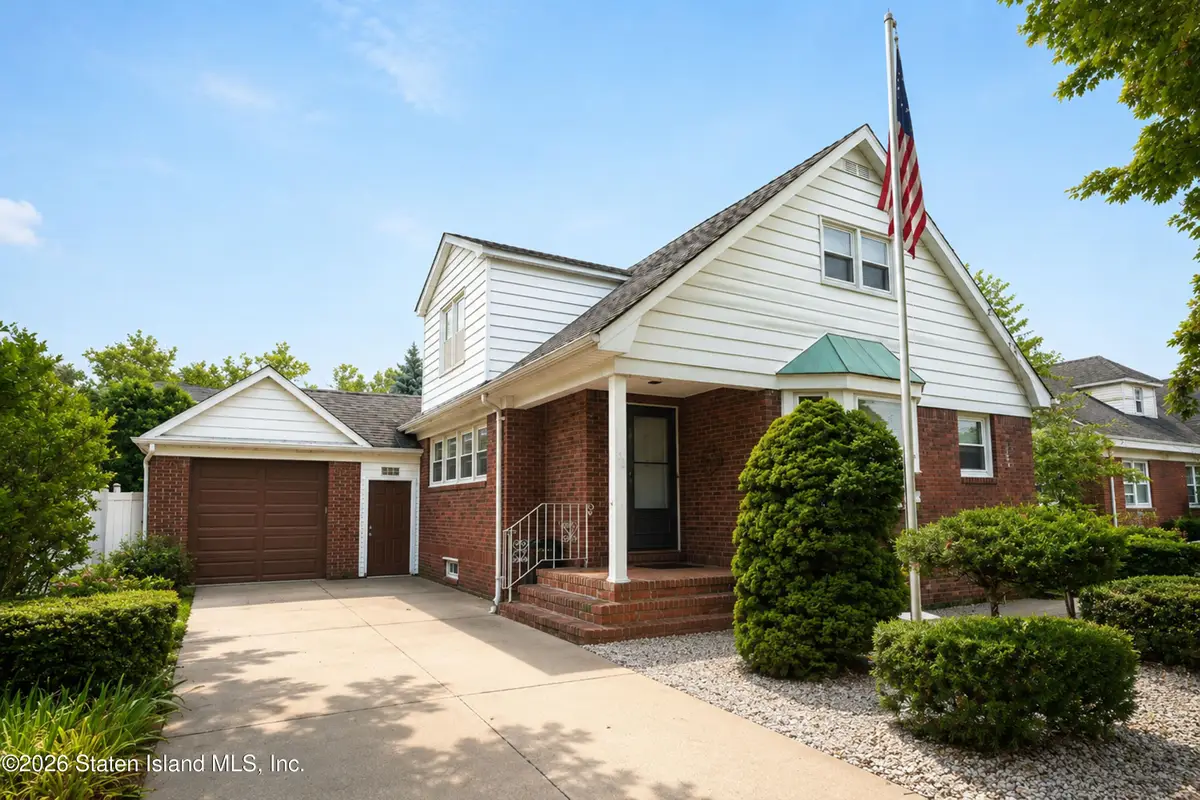 70 9 Street, Staten Island, NY 10306 - #1