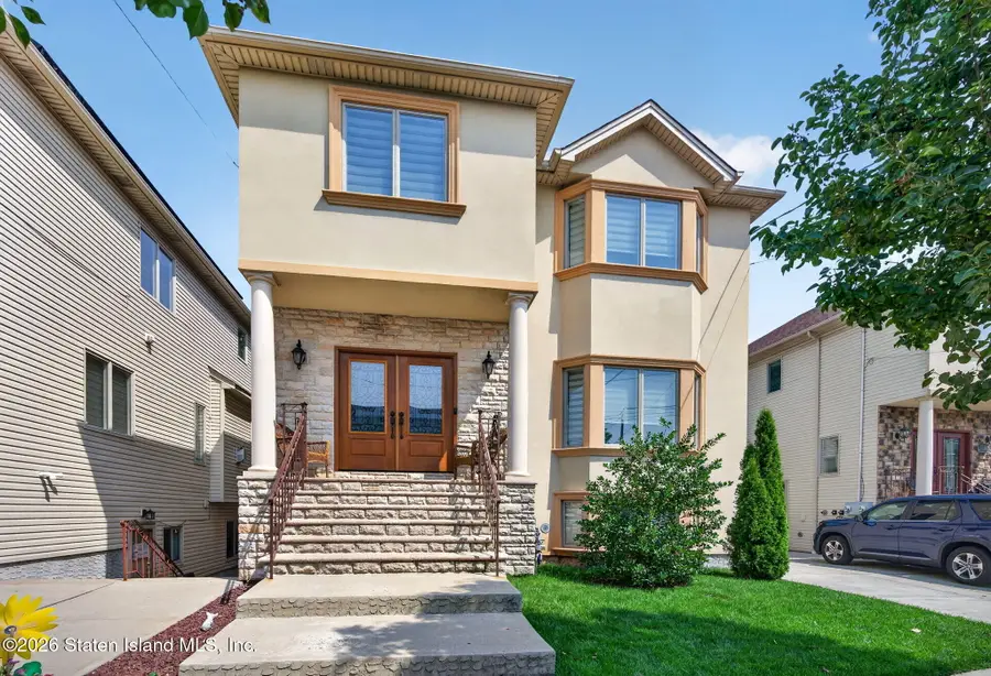31 Aaron Lane, Staten Island, NY 10309 - #2