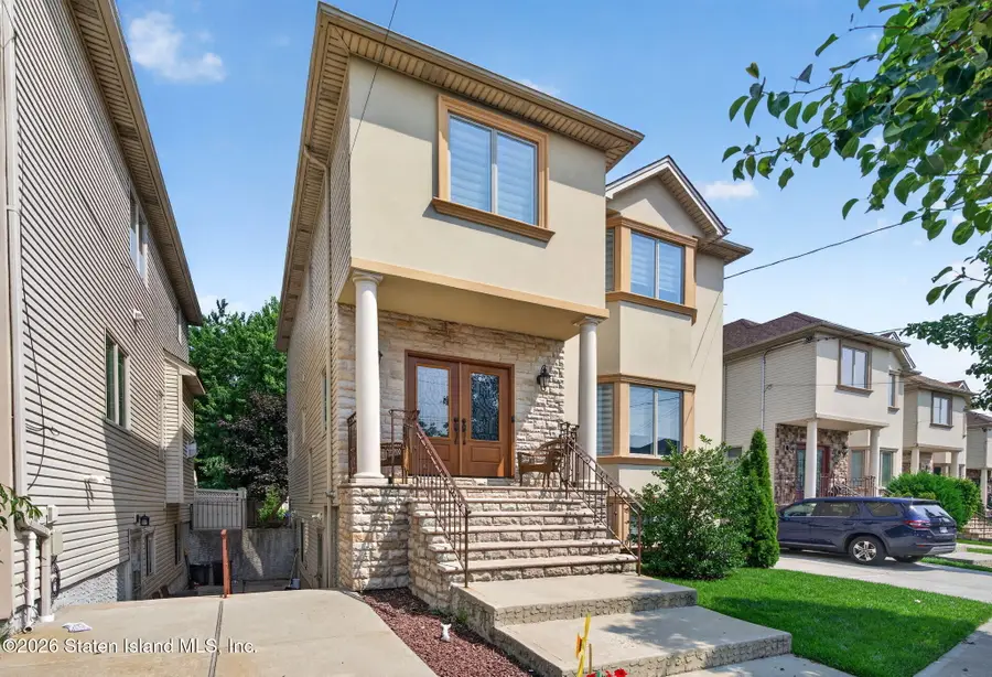 31 Aaron Lane, Staten Island, NY 10309 - #3