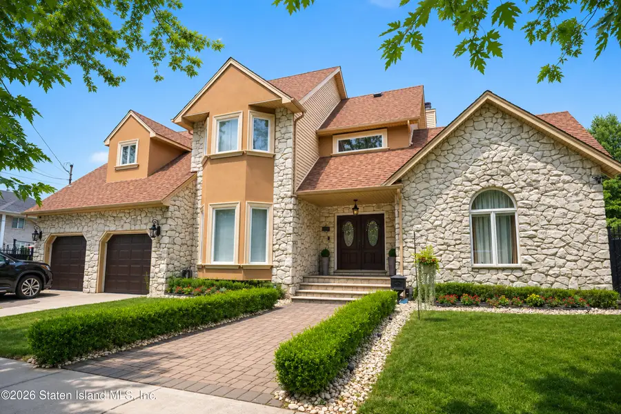 184 Bedell Avenue, Staten Island, NY 10307 - #3