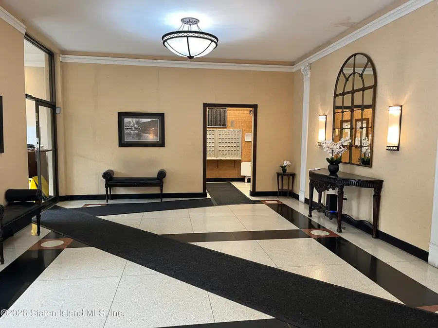 1000 Clove Road #4-n, Staten Island, NY 10301 - #3