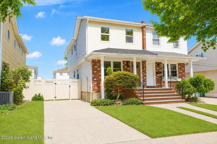 216 Woodrow Road, Staten Island, NY 10312 - #3