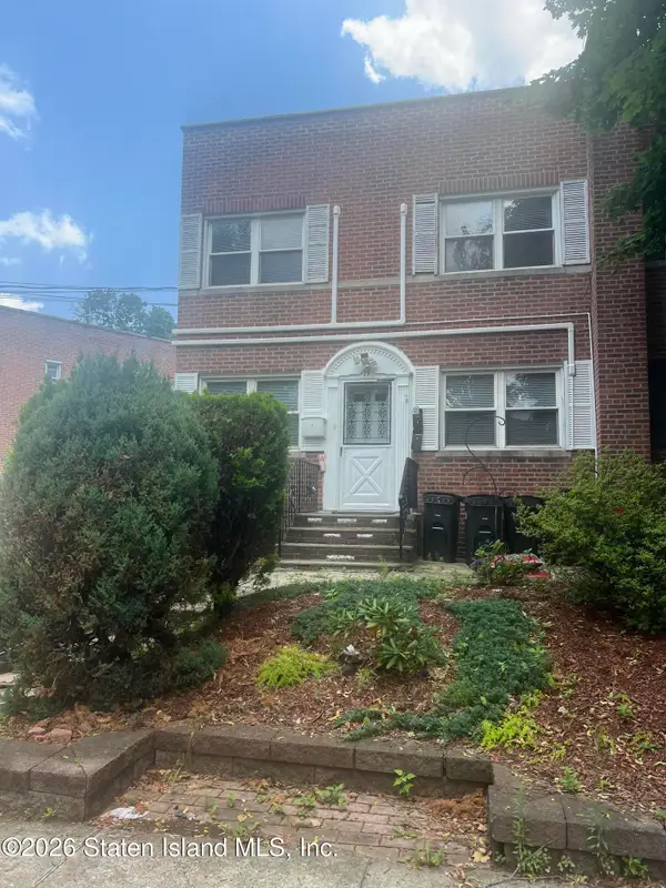 19 Hodges Place, Staten Island, NY 10314