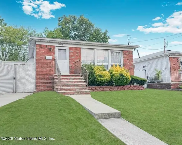 82 Buffington Avenue, Staten Island, NY 10312