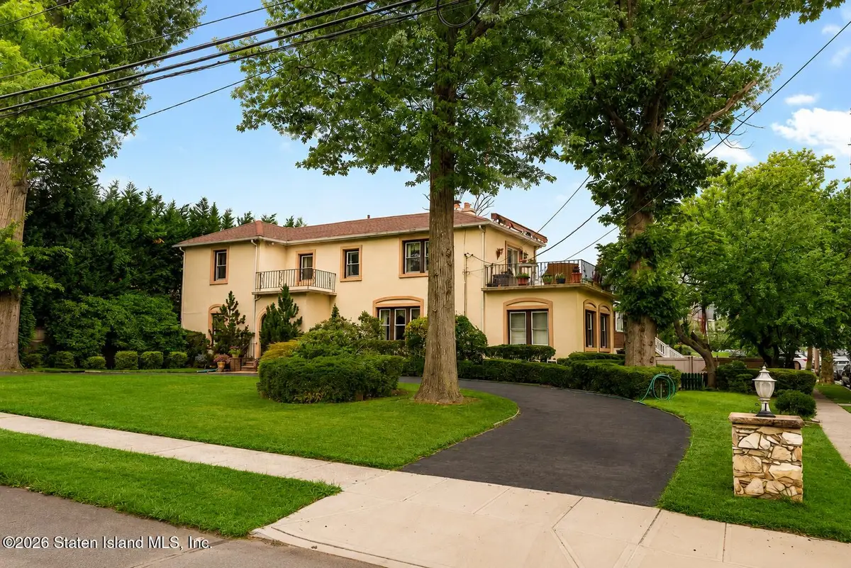 15 Allendale Road, Staten Island, NY 10305 - #1