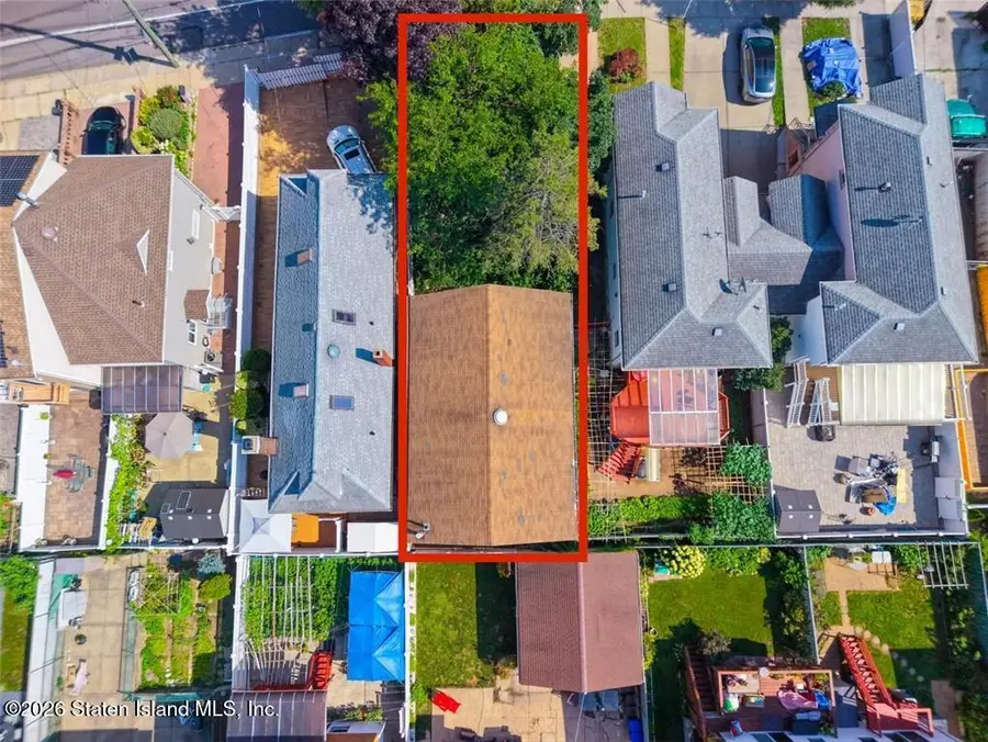 21 Father Capodanno Boulevard, Staten Island, NY 10305 - #2