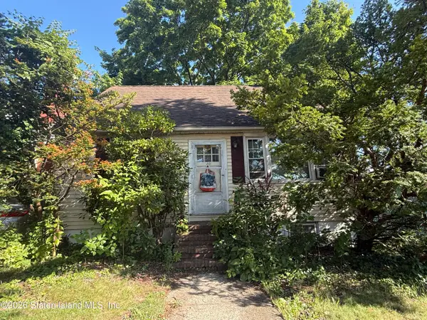 150 Glenwood Avenue, Staten Island, NY 10301