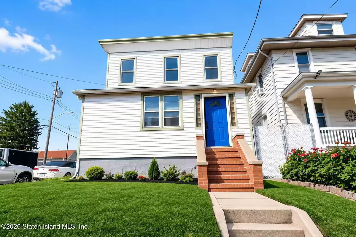 2011 Clove Road, Staten Island, NY 10304 - #1