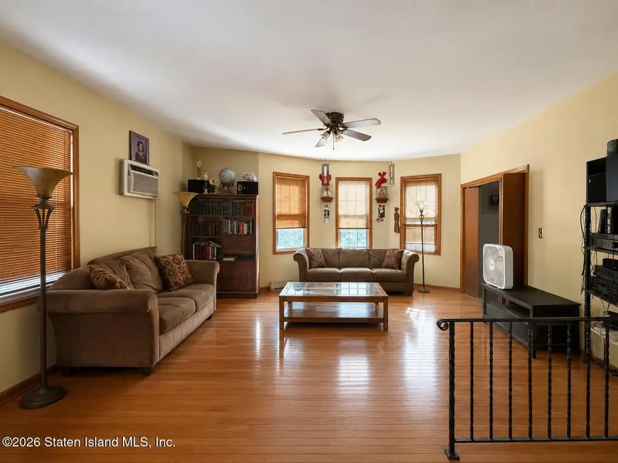 192 Beechwood Avenue, Staten Island, NY 10301 - #2