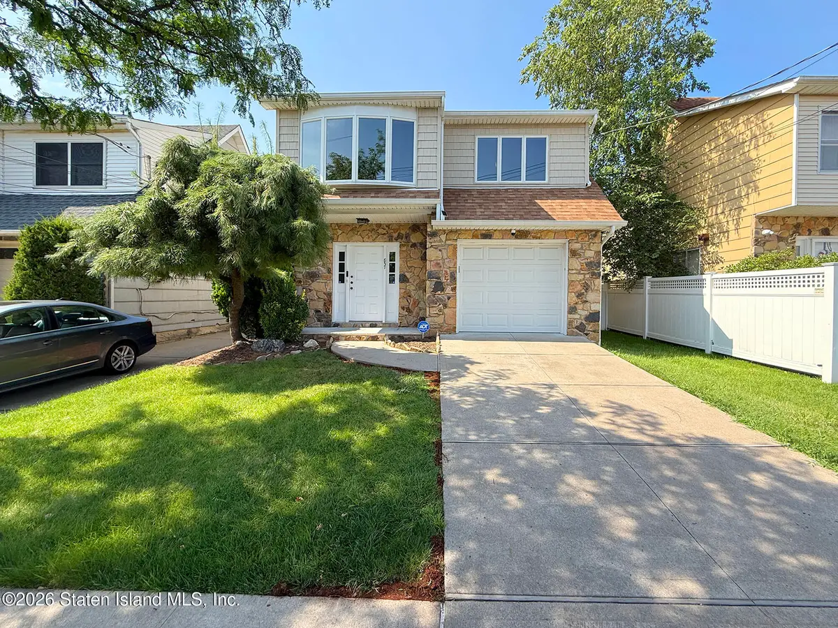 837 Rathbun Avenue, Staten Island, NY 10309 - #1