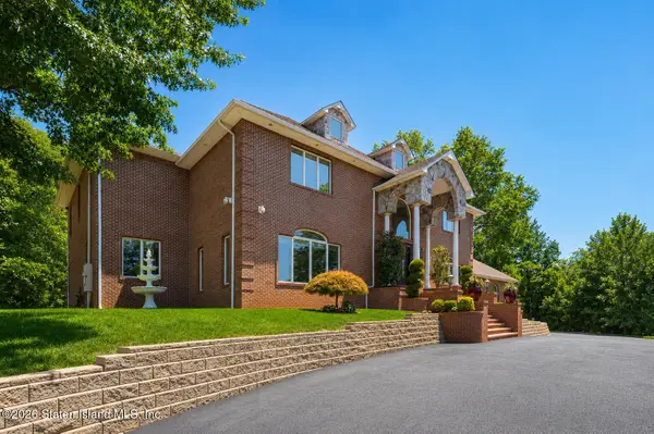 935 Todt Hill Road, Staten Island, NY 10304