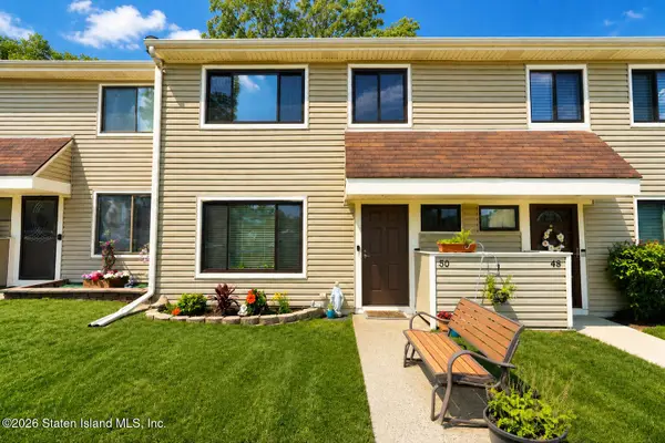 50 Arrowood Court #607, Staten Island, NY 10309