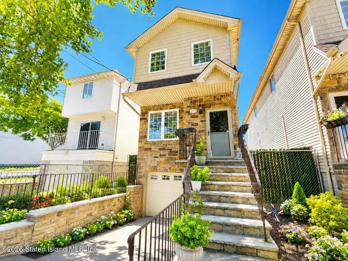 162 Vermont Avenue, Staten Island, NY 10305 - #1