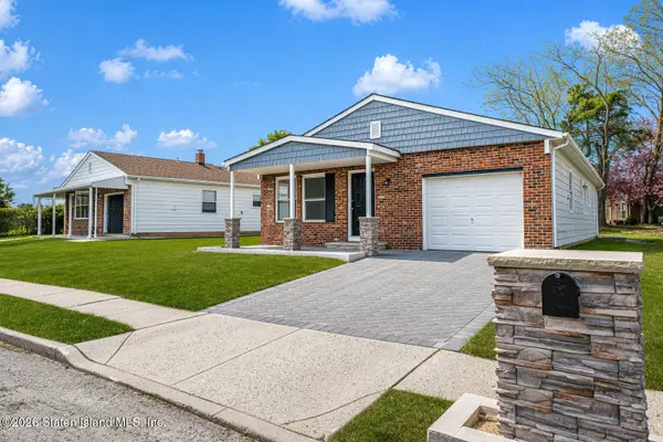 9 Claremont Street, Toms River, NJ 08757