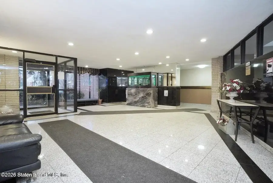 145 Lincoln Avenue #4 L, Staten Island, NY 10306 - #3