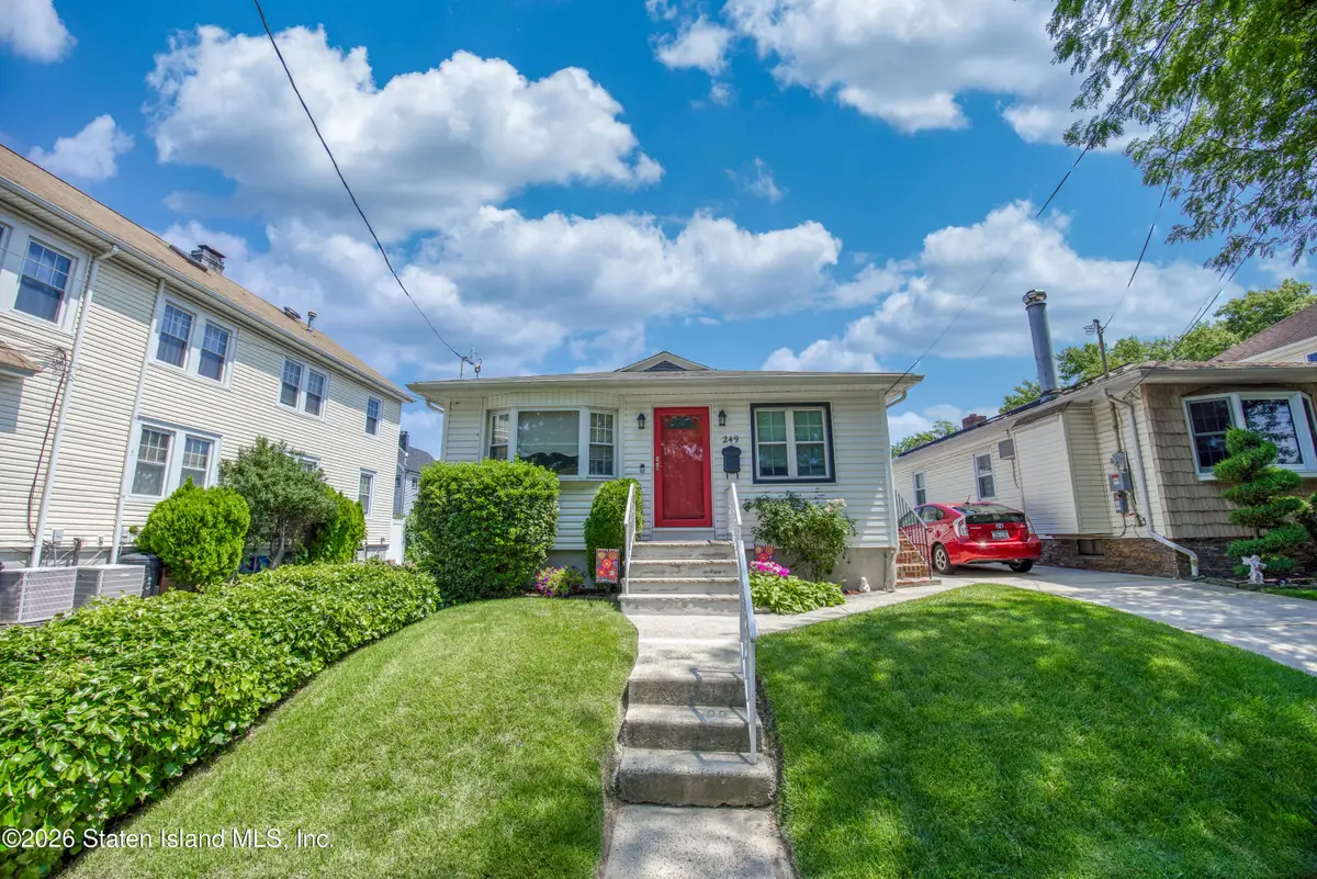 249 Woolley Avenue, Staten Island, NY 10314 - #1