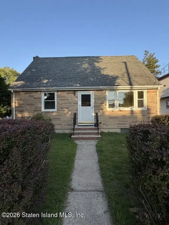 9 Lyon Place, Staten Island, NY 10314