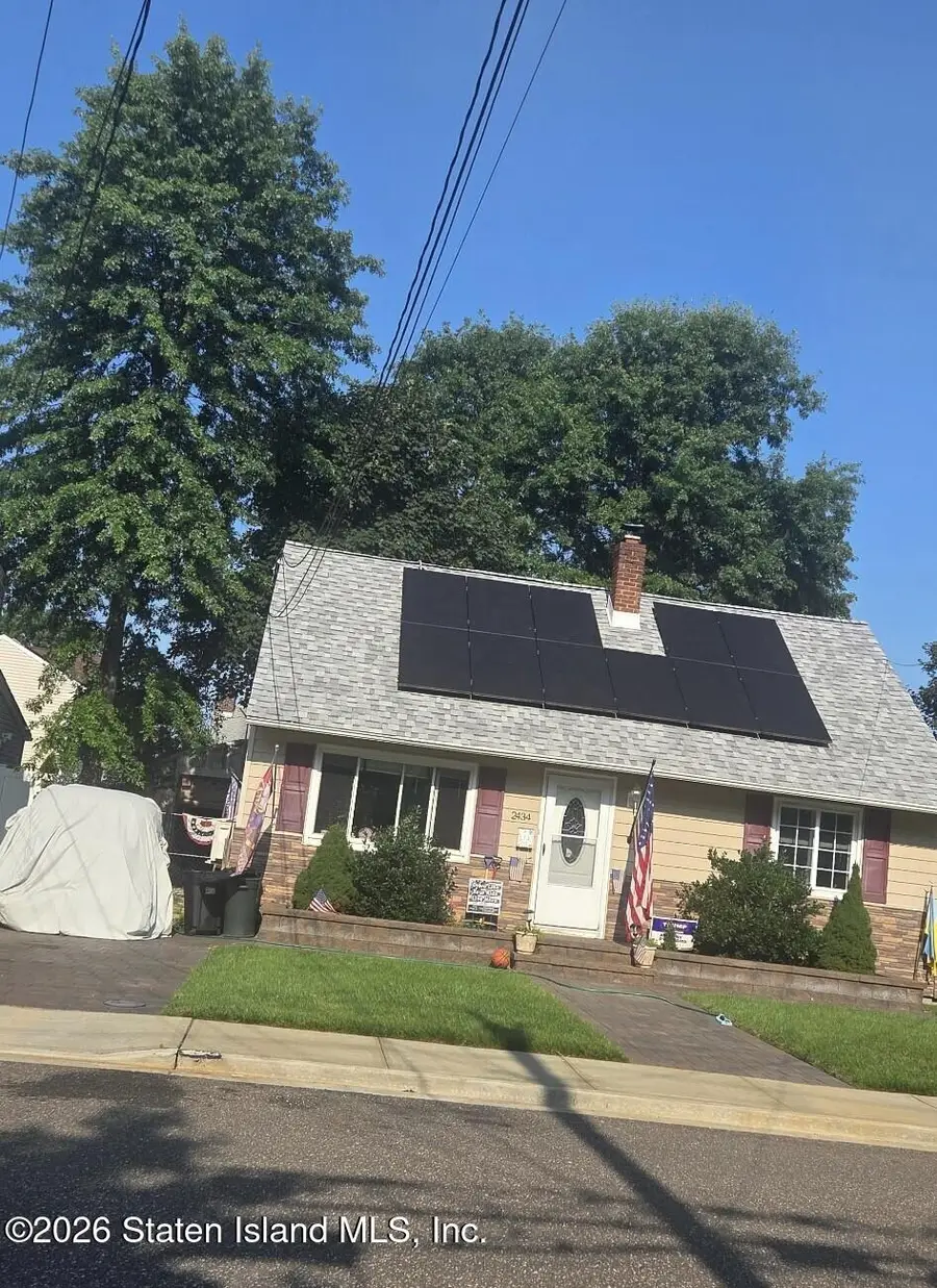 2434 Wantagh Avenue, Wantagh, NY 11793 - #2