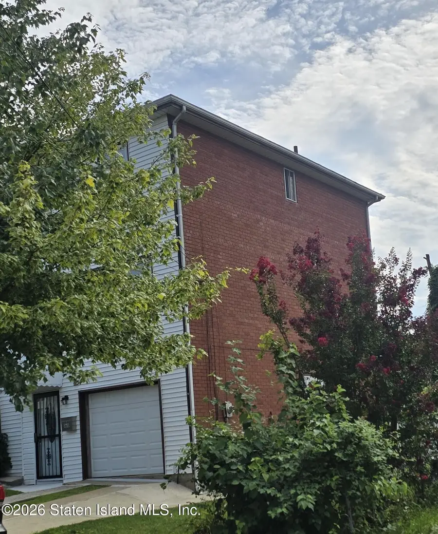 160 Roosevelt Avenue, Staten Island, NY 10314 - #2