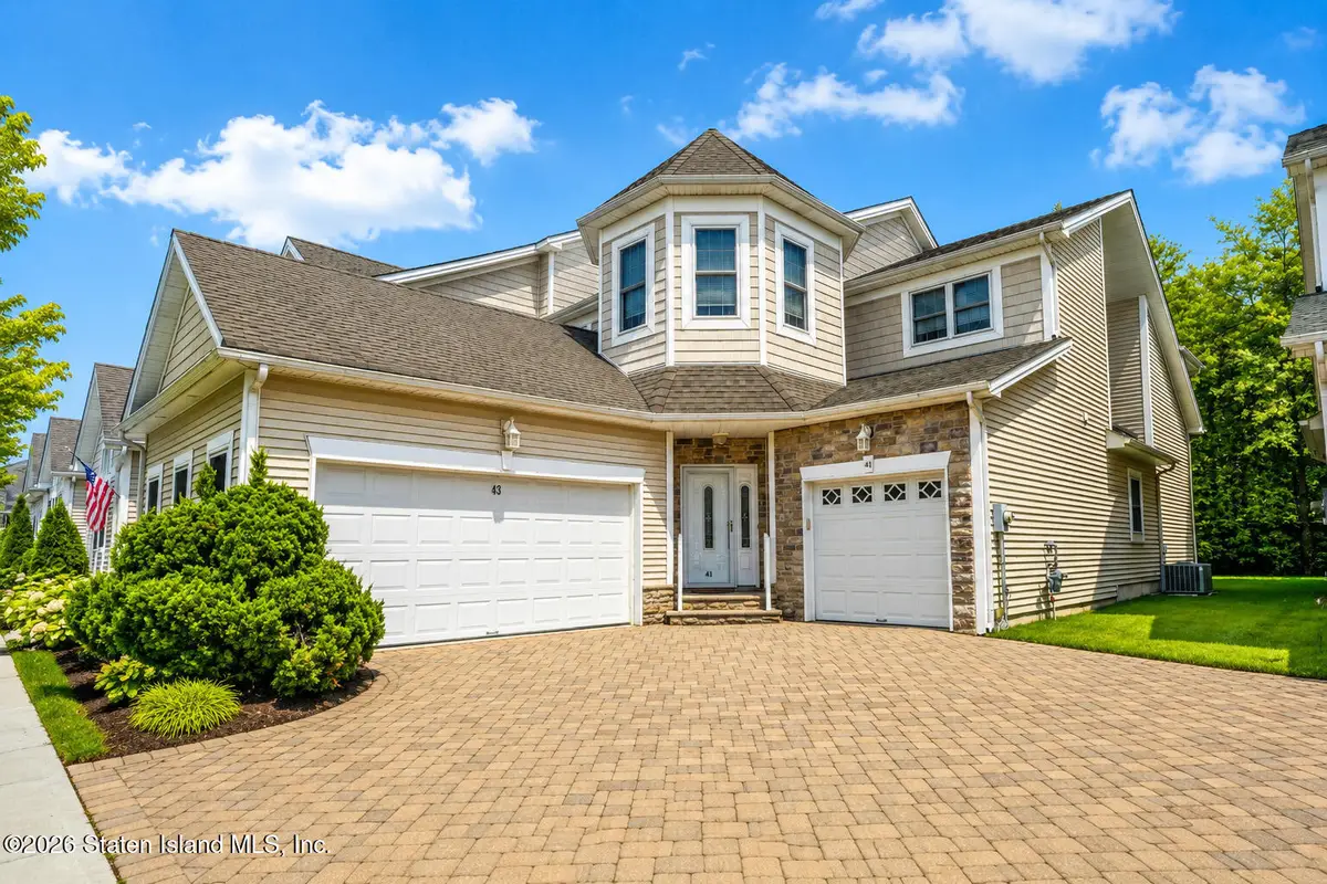 41 Topside Lane, Staten Island, NY 10309 - #1