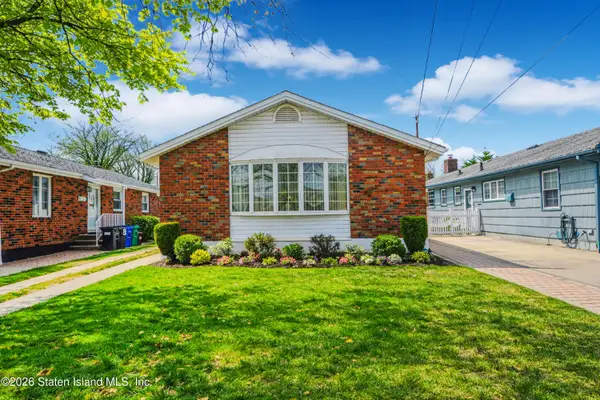 82 Penn Avenue, Staten Island, NY 10306