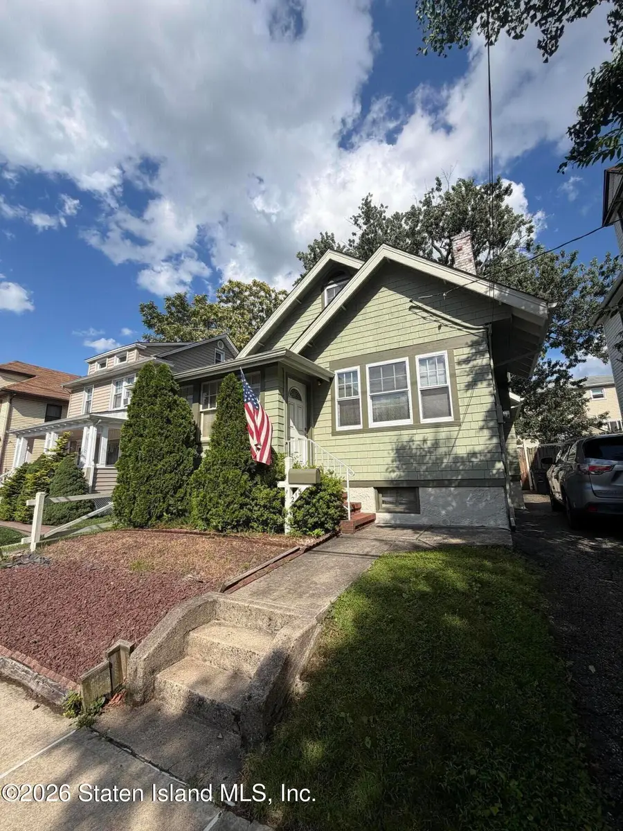 215 Demorest Avenue, Staten Island, NY 10314 - #2