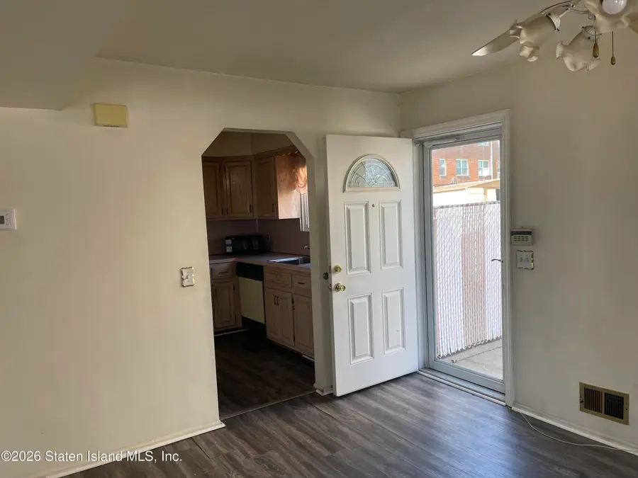 17 Patty Court, Staten Island, NY 10312 - #2