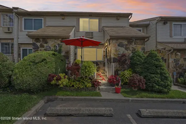 16 Lynn Court #82, Staten Island, NY 10314