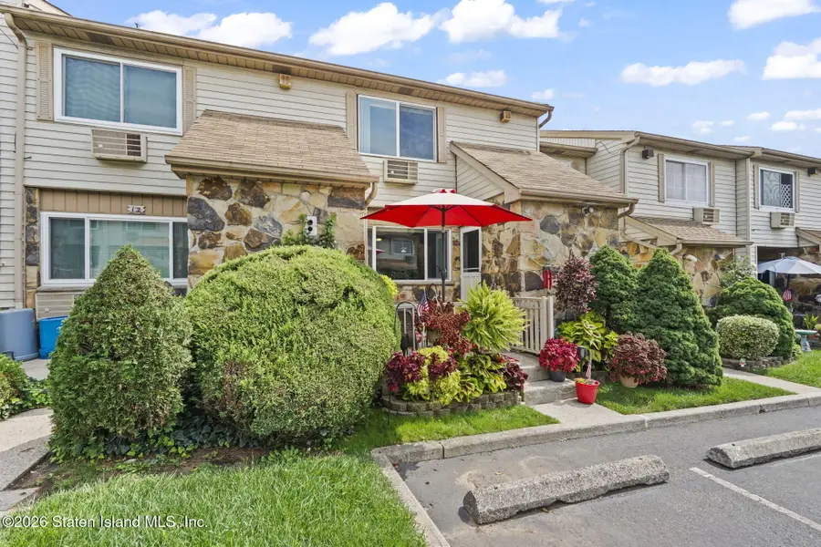 16 Lynn Court #82, Staten Island, NY 10314 - #3