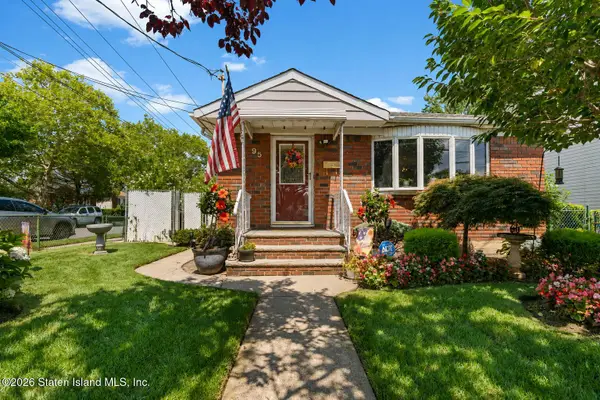 95 Park Street, Staten Island, NY 10306