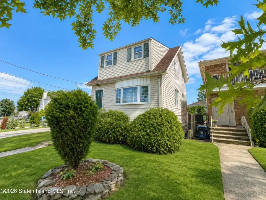 738 Woodrow Road, Staten Island, NY 10312 - #2