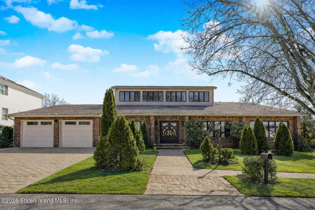 370 Albourne Avenue, Staten Island, NY 10309 - #1